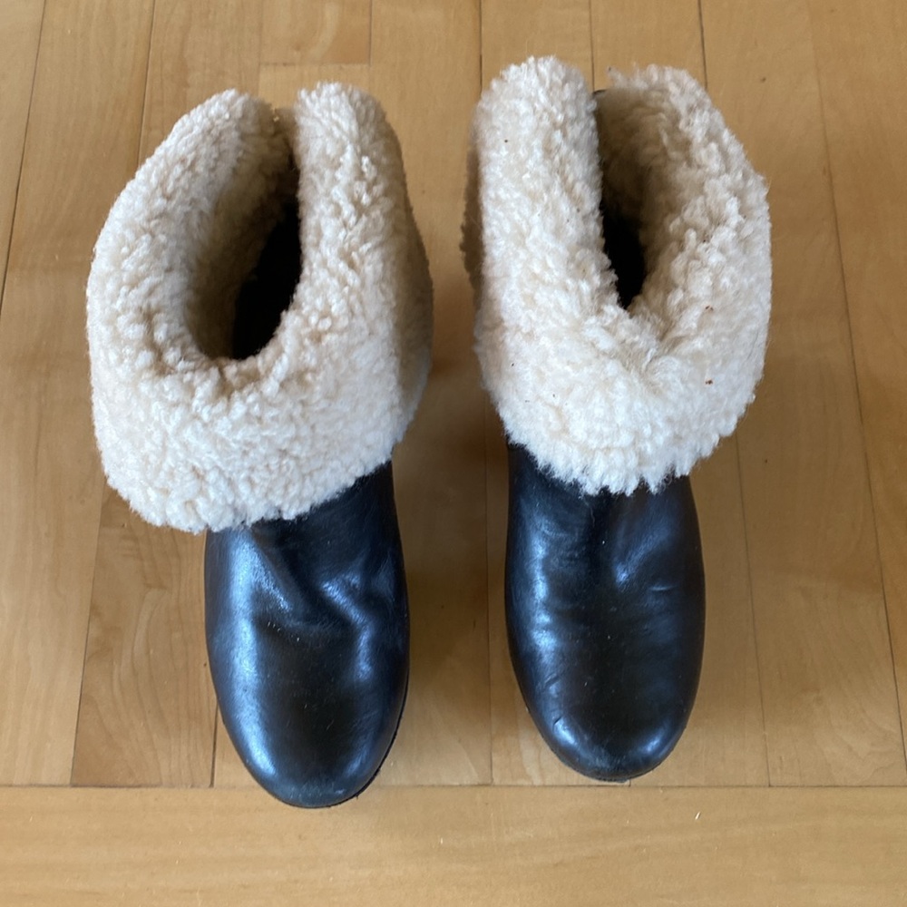 Black Ugg Ankle Boots - Picture 2 of 4